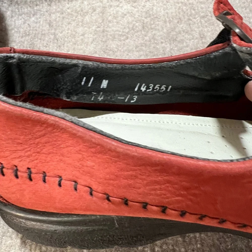 ECCO Women's 11 Red Suede Mary Jane Comfort Shoes Style 143551 Slip-On Flats‎